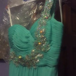 Prom dress !!